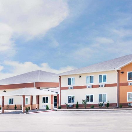 Motel Super 8 By Wyndham Parsons Exterior foto